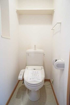 ラヴィアン オランジュの物件内観写真